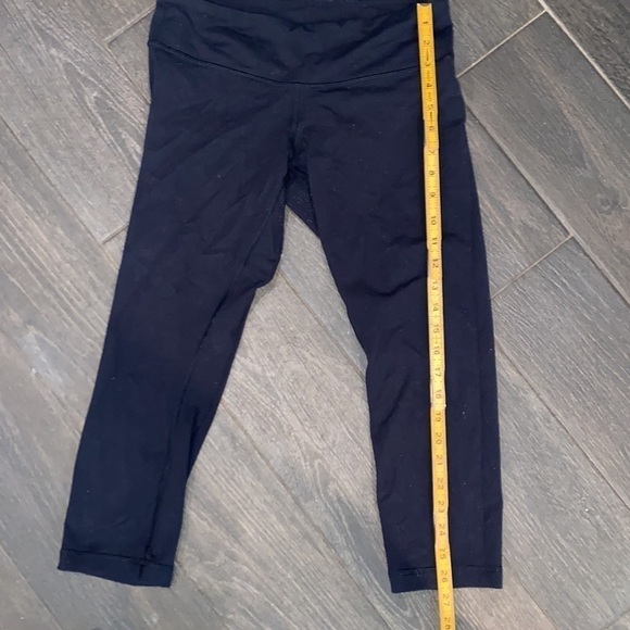 Lululemon cropped leggings - Picture 3 of 5